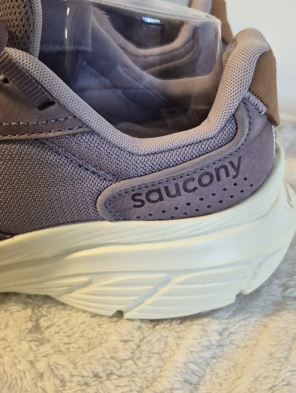 Saucony these guide
